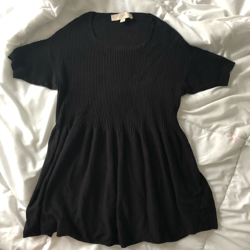 ❗️SOLD❗️LOFT knitted top